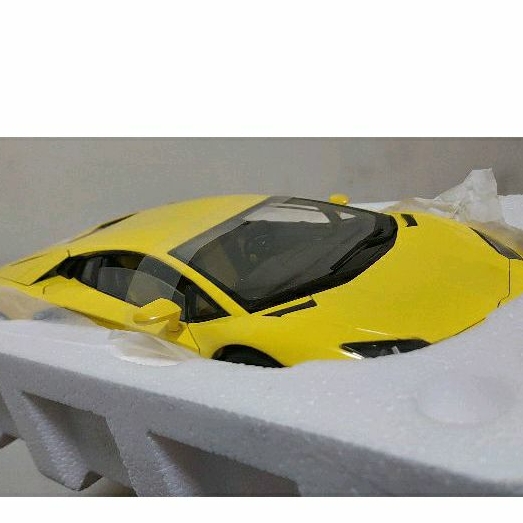 1:18 Welly FX Premium 1/18 LamborghiniAventador LP700-4黃