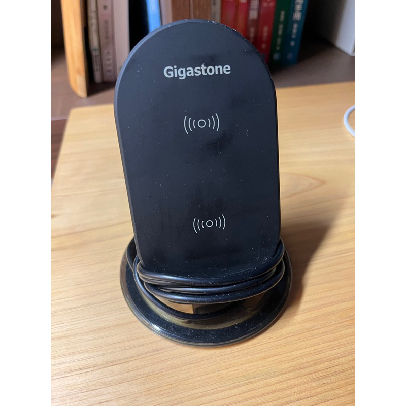 Gigastone 10W 雙線圈無線快充充電盤 GA-9660B