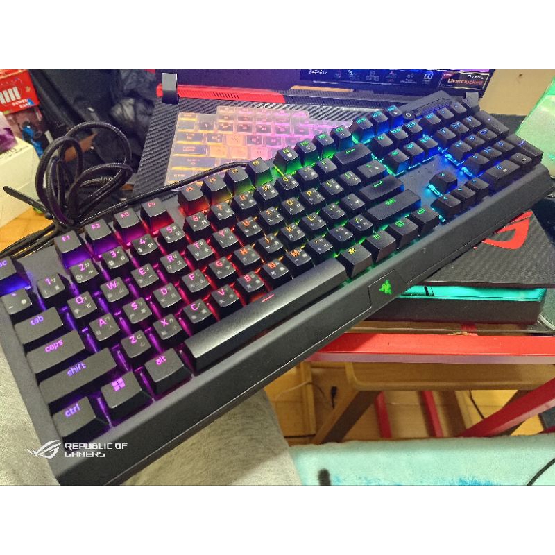 【Razer 雷蛇】BlackWidow V3 黑寡婦蜘蛛幻彩版 機械式鍵盤 綠軸 中文版 二手無盒