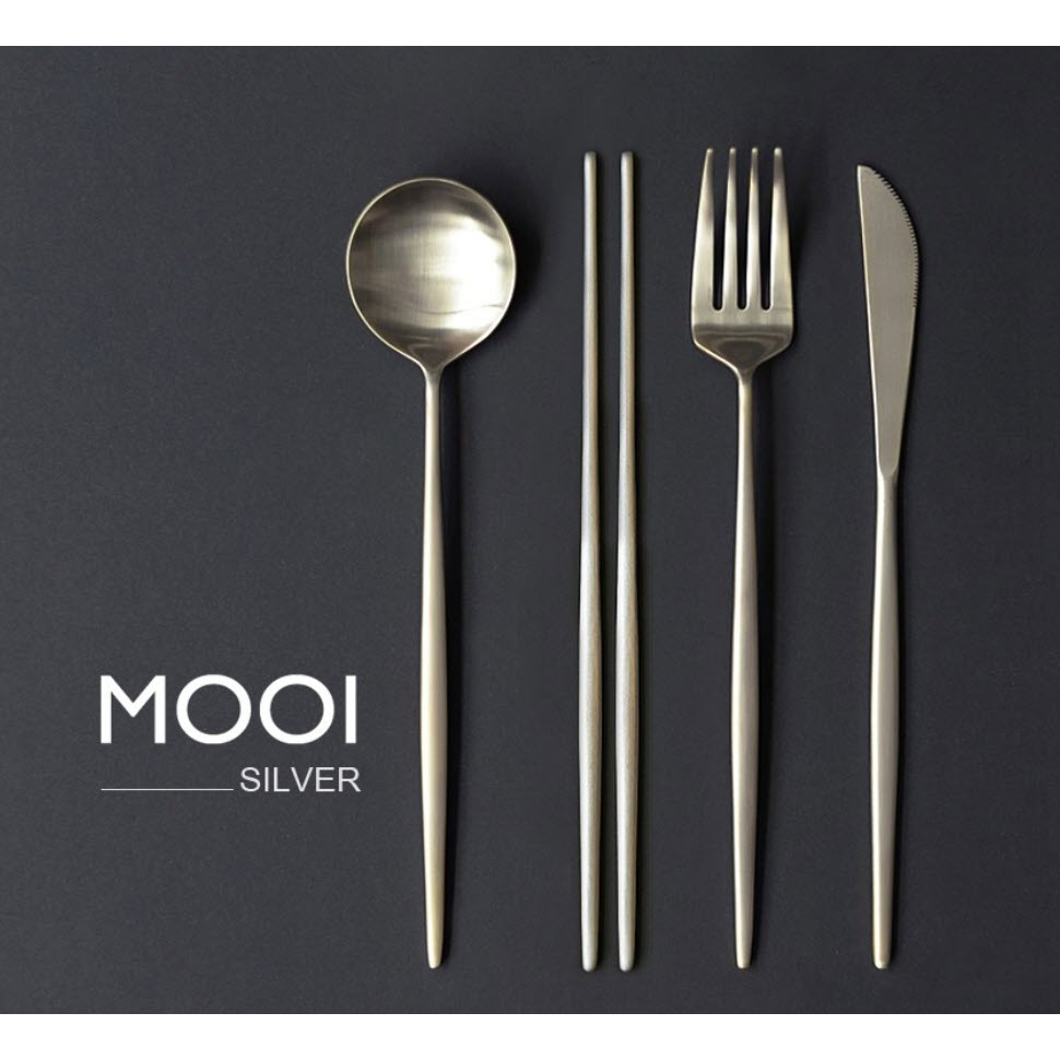 【韓妝專門】韓國製 MOOI 304不鏽鋼韓式扁筷餐具4件組 $890 韓式餐具 韓國家居 質感生活 不銹鋼【現貨】