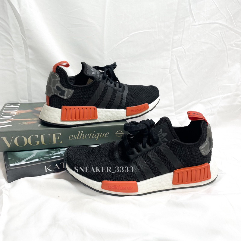 【現貨｜𝟐𝟒𝐡𝐫𝐬內寄出🔥】ADIDAS NMD R1黑橘配色 迷彩 休閒鞋 男 （AQ0882）