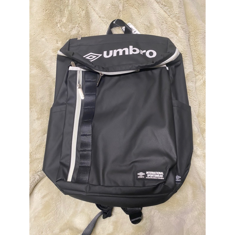 UMBRO 後背包 尺寸45*23*13.5cm 黑色 日本賺入