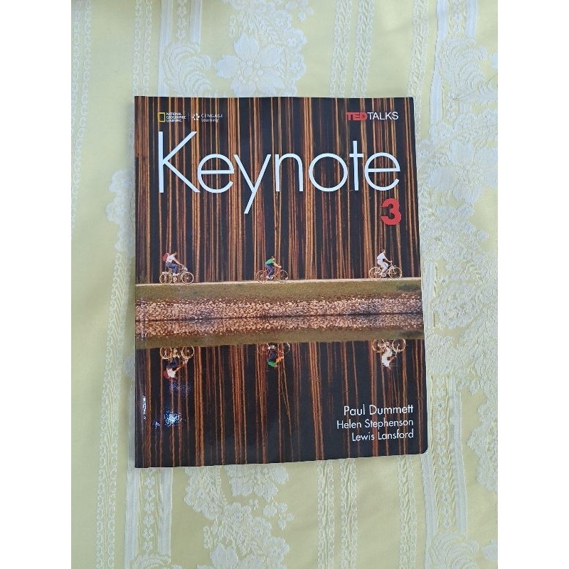 Keynote3 靜宜大學 大一英文課本