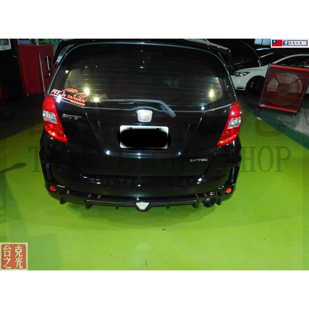 台克之光-HONDA FIT2 / FIT2.5 空力套件 RS後保桿-單邊單洞樣式 / 排氣管尾飾管