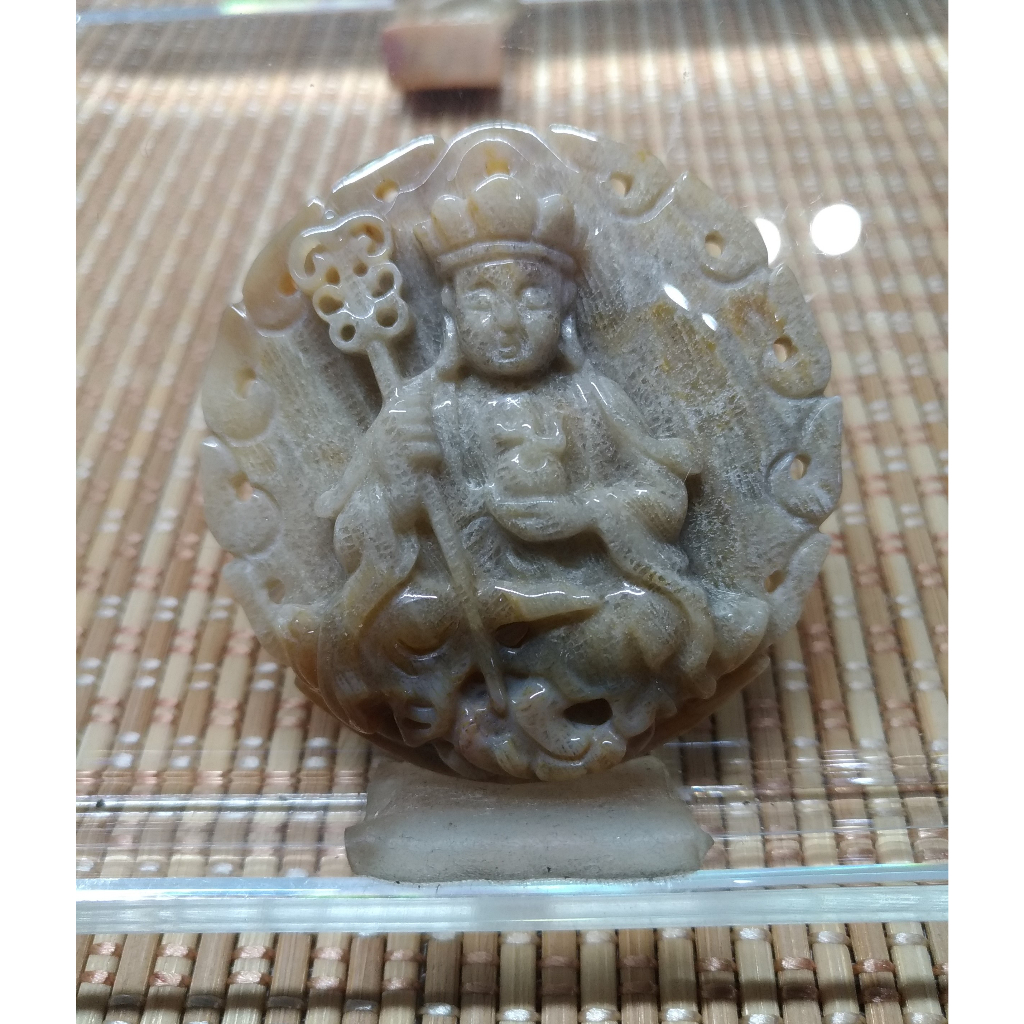 【 地藏王菩薩 】 《 珊瑚玉 》 玉珮 玉墜  ＜神像 佛像＞🌿玉文工藝館