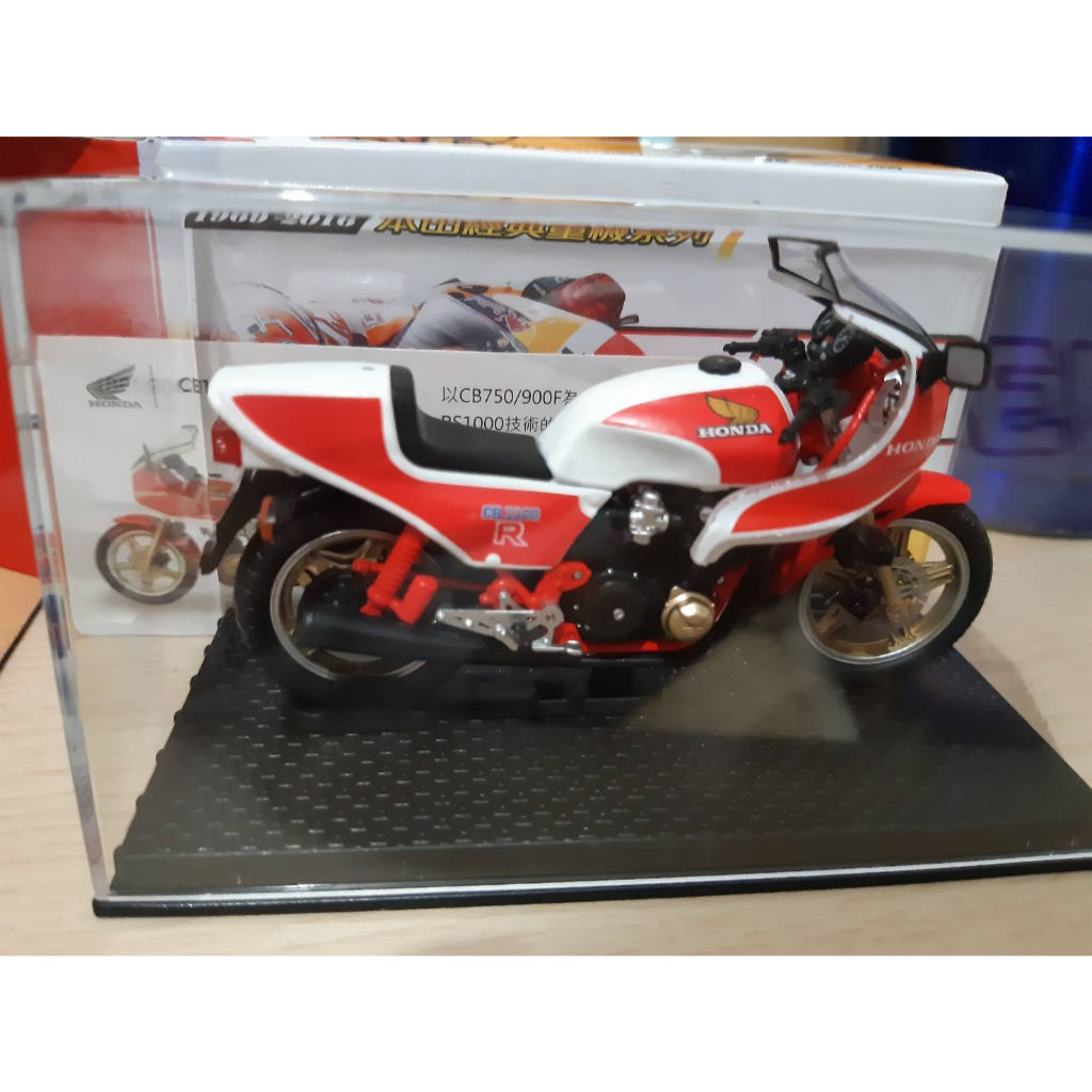 HONDA本田 經典重機系列 模型機車 1:24 03 CB1100R 1981