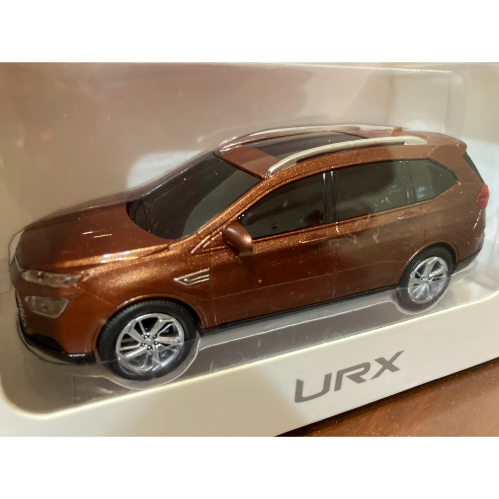 全新-LUXGEN 納智捷 URX 1:43 迴力車 模型車 金色
