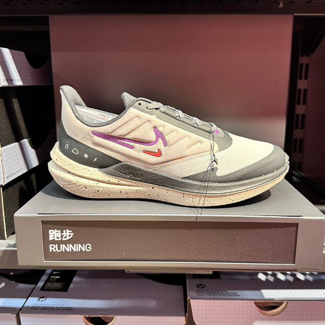 𝓑&amp;𝓦現貨免運 DM1104002 Nike Air Winflo 9 Shield 女跑鞋