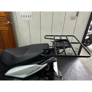 【新北新莊箱架屋】光陽 新豪邁 鐵板型 漢堡架 FREEWAY 後架 + 外送架 快拆 保溫箱架 貨架 可開座墊 可載人
