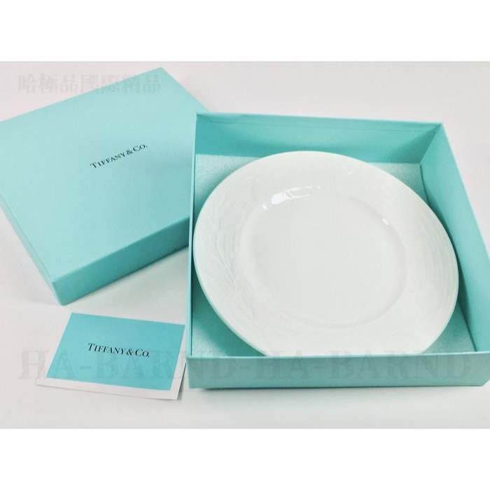 【哈極品】全新品《Tiffany&amp;Co. 蒂芬尼 白色陶瓷 花卉圓形對盤 家居 廚房 點心 盤子/碟子》