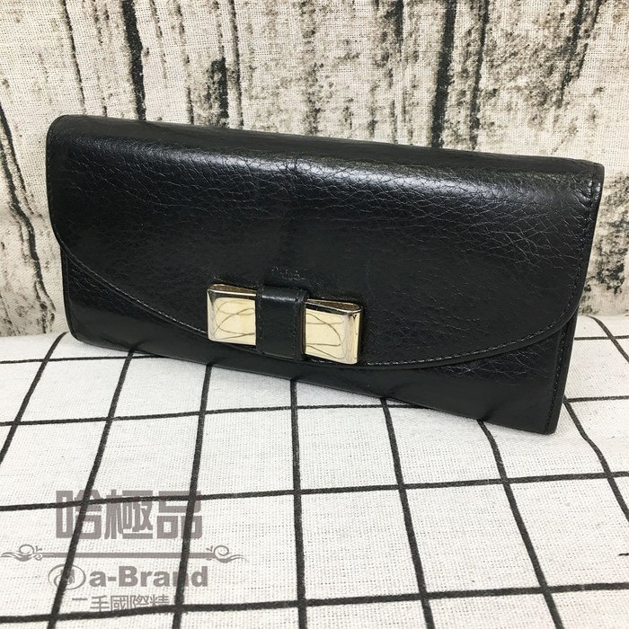 【哈極品】二手品《CHLOE 經典黑色全皮 緞帶 蝴蝶結五金 二折十卡信封式長夾/皮夾》