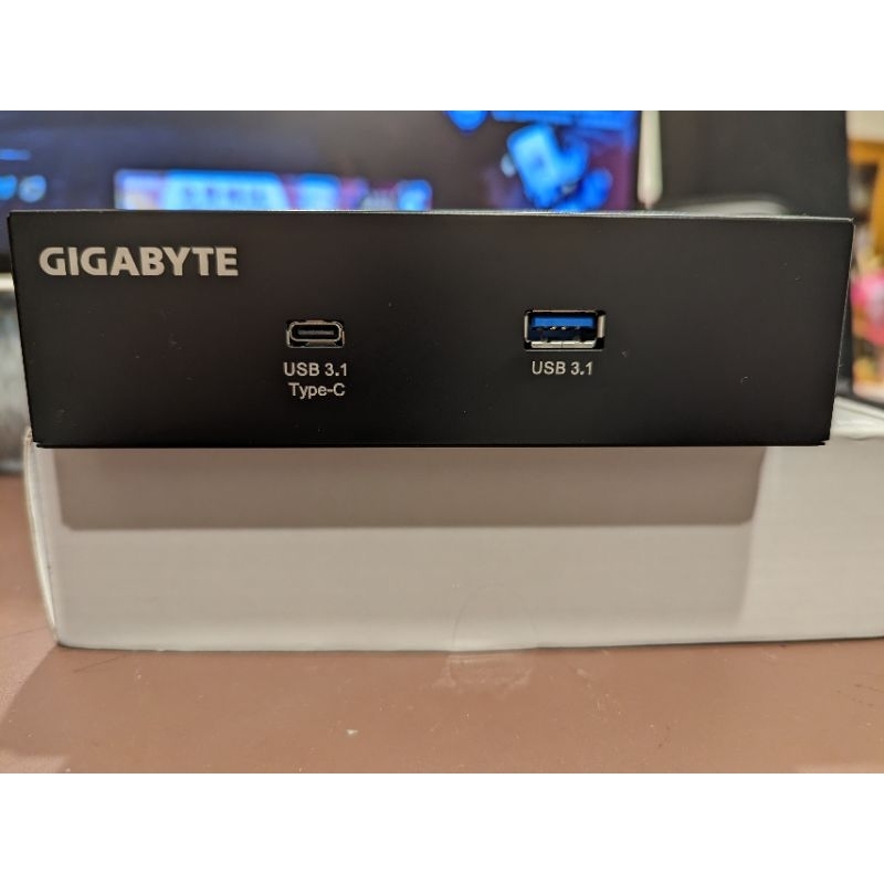 技嘉 GIGABYTE GC-USB 3.1 BAY (rev. 1.0) 5.25吋擴充前面板