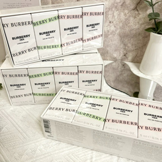 波妮香水♥ BURBERRY Her 女性小香4入禮盒 5ml (倫敦之夢+晨曦之翼淡香水+Her淡香精*2)