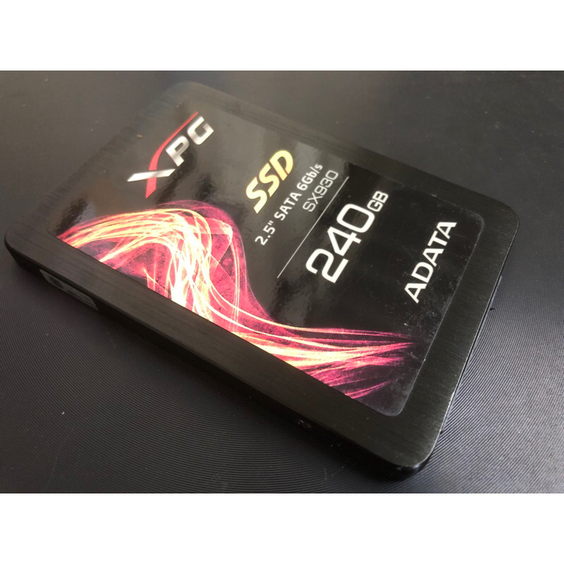 二手良品 ，SSD威剛，240G固態硬碟。