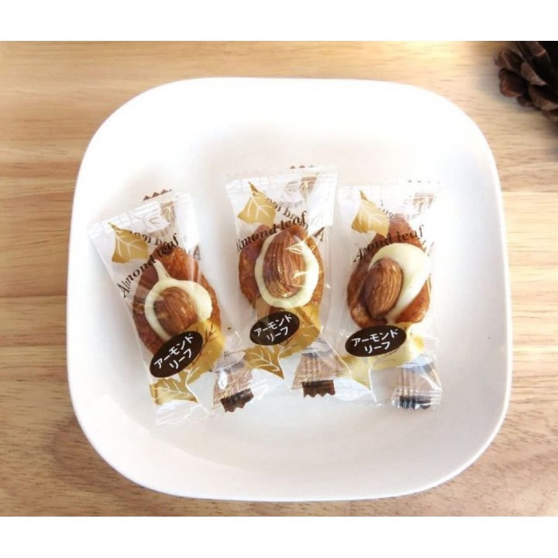 現貨+預購 🇯🇵 期間限定 售完為止 日本 杏仁巧克力 葉子醬油仙貝 醬油仙貝 巧克力 白巧克力 米果 葉子 餅乾