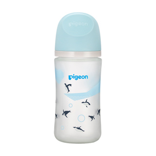 小饅頭**Pigeon貝親第三代母乳實感矽膠護層奶瓶240ml/企鵝(P80279G)