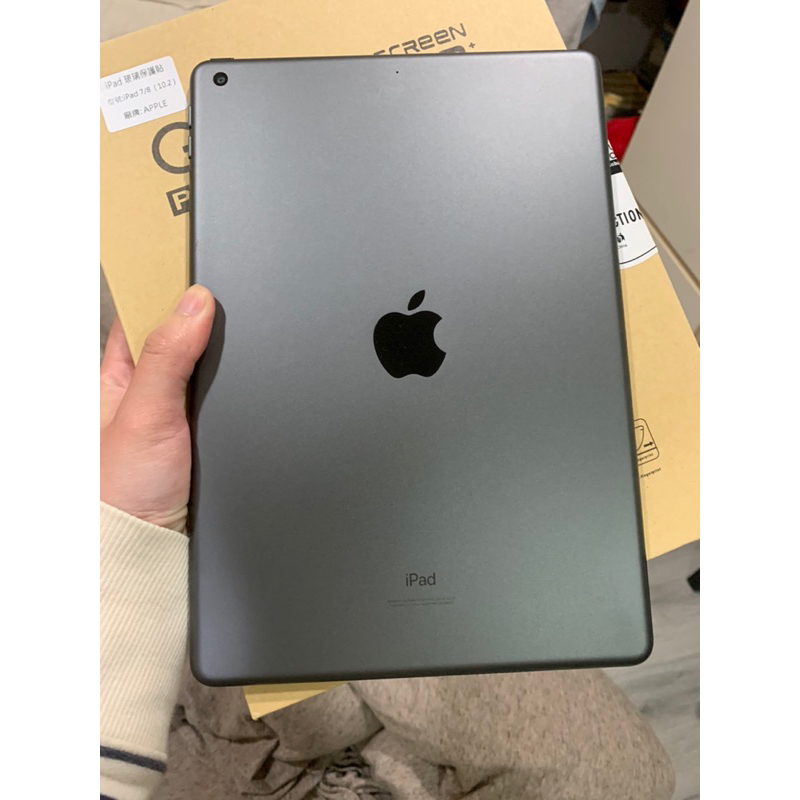 二手 近全新(九成九新) 太空灰 Apple iPad 8th 128G WiFi 10.2吋平板電腦 _ 台灣公司貨