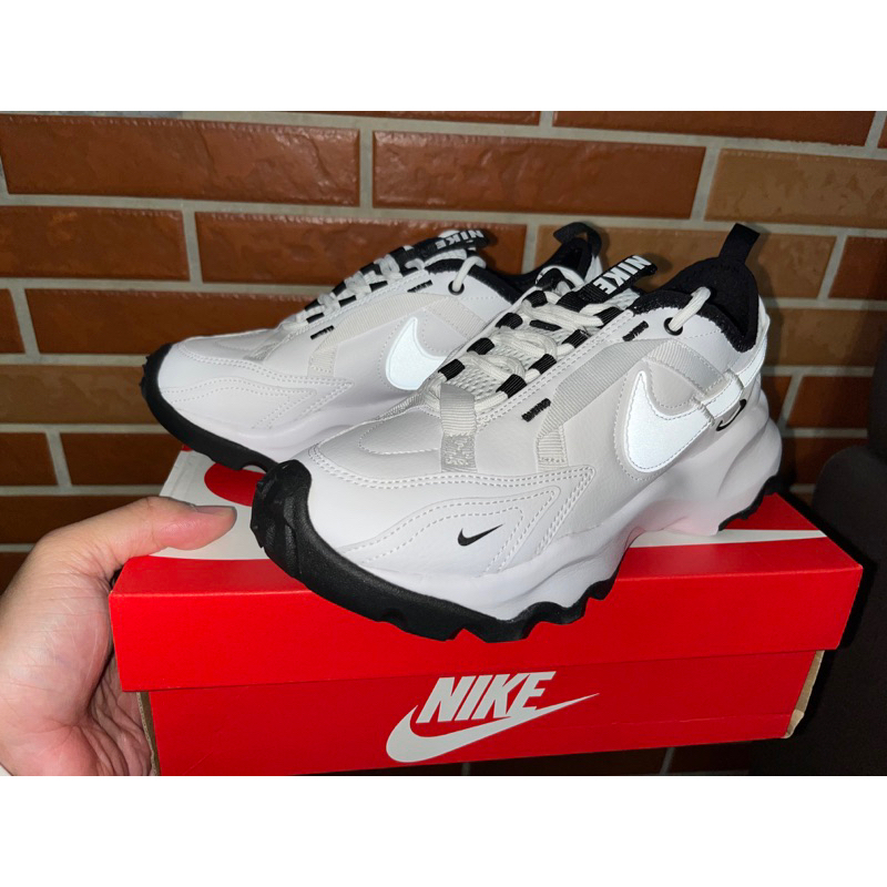 Nike tc7900 黑白熊貓 dr7851100