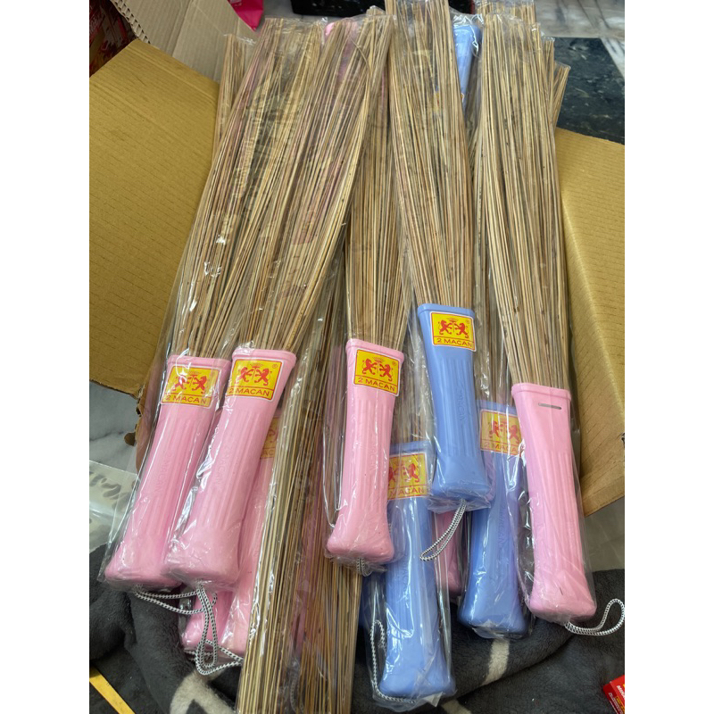 sapu lidi kebas kasur