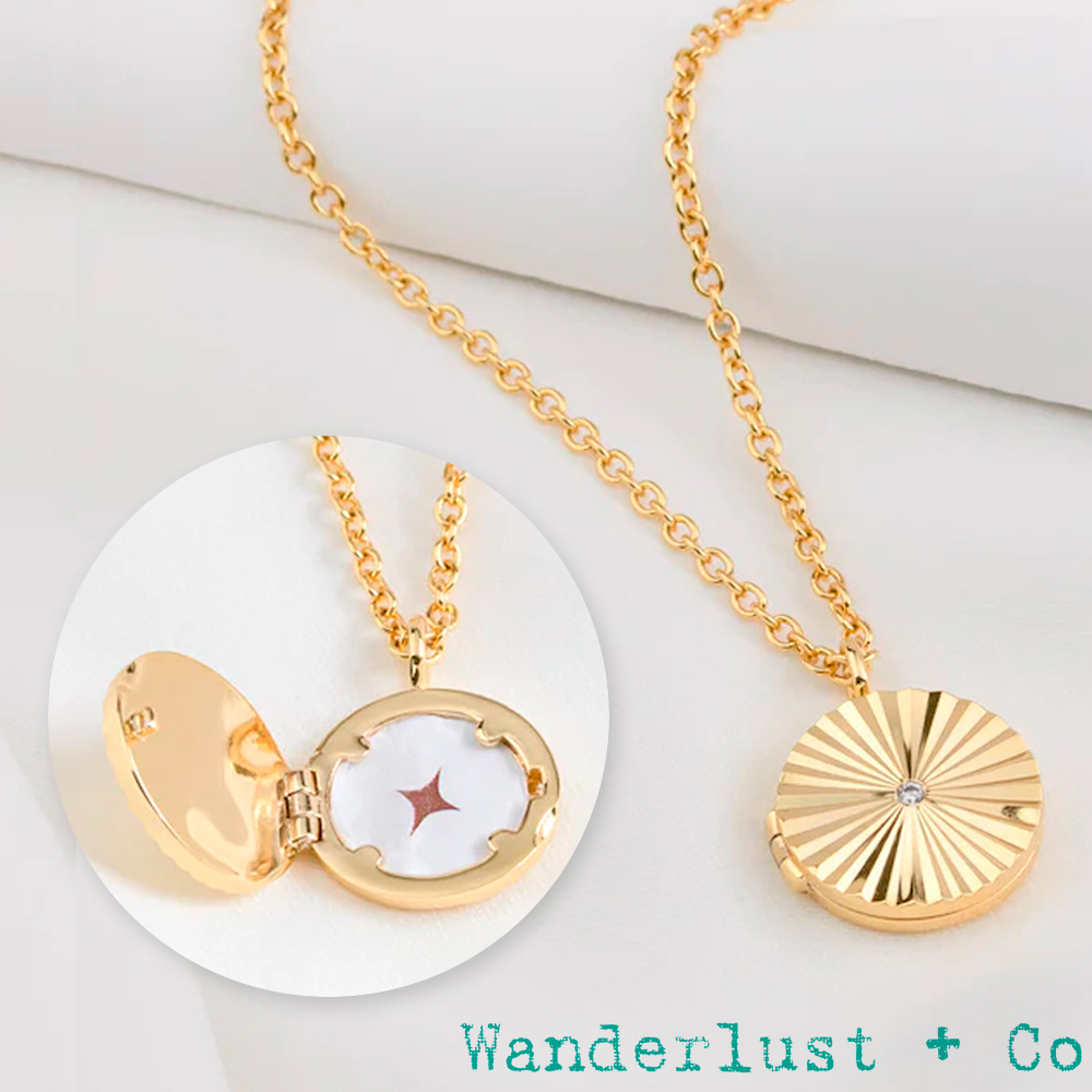 Wanderlust+Co 澳洲品牌 金色鑲鑽光芒 圓形相本項鍊 Ribbed Locket
