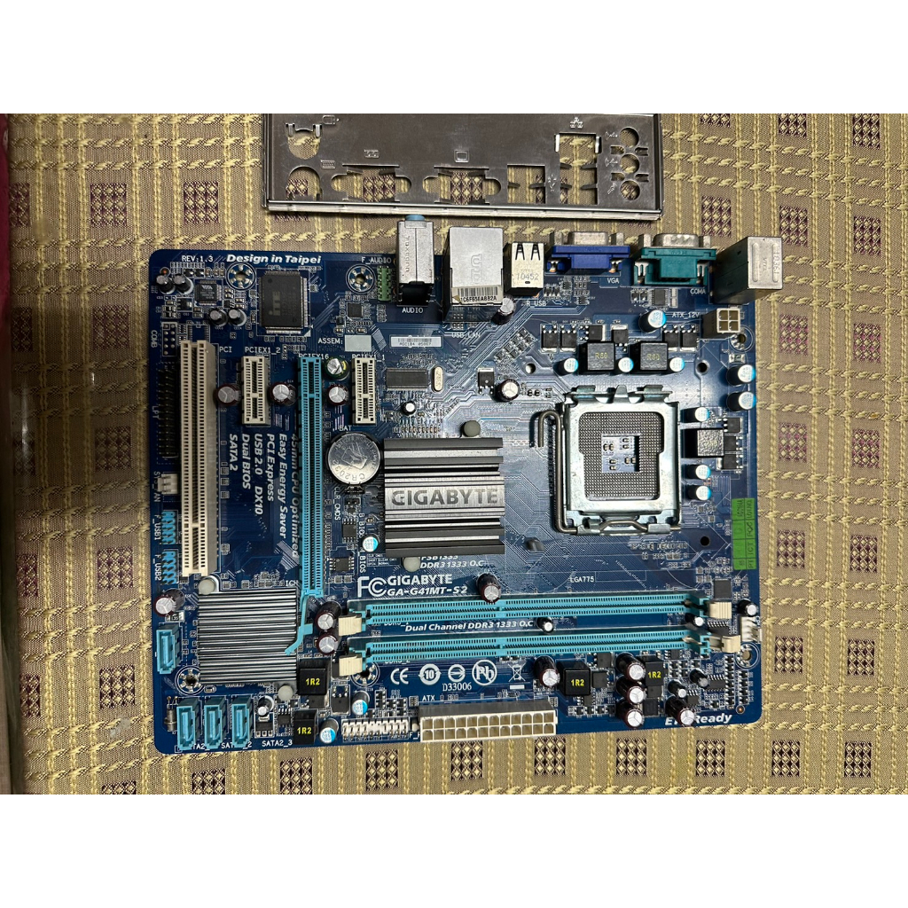 技嘉 GA-G41MT-S2主機板 / 775 / DDR3 / 含擋板 過電不開機瑕疵品