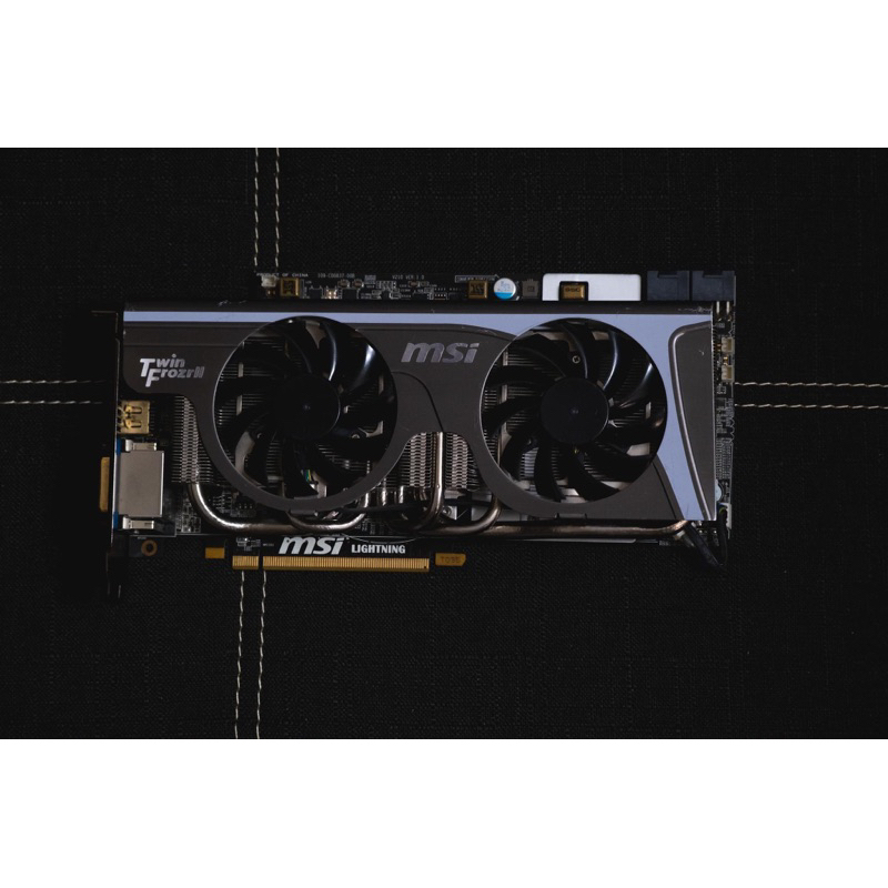 MSI 微星  Radeon HD5870 LIGHTNING 顯示卡