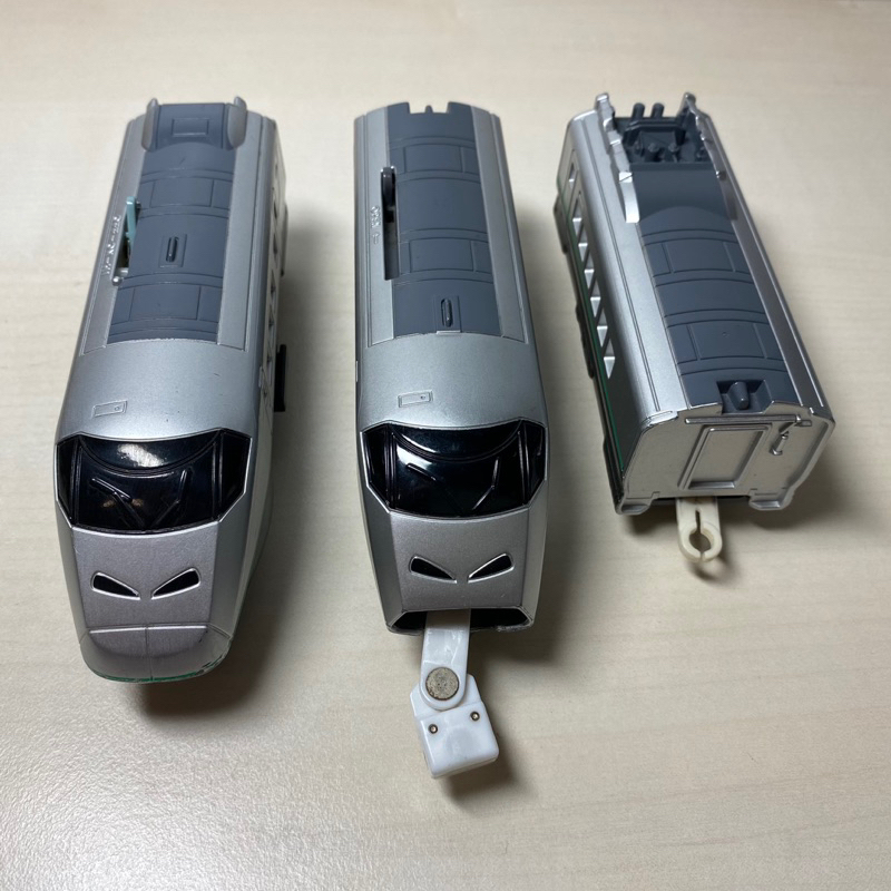 Tomy Plarail 鐵道王國 S-06 E3系新幹線 Tsubasa 磁鐵連結規格（改雙電池）