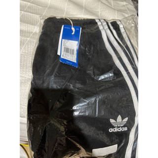 Adidas 長褲 SST Track Pants 男款 愛迪達 經典三葉草 縮口褲 百搭基本款 黑 白 CW1275