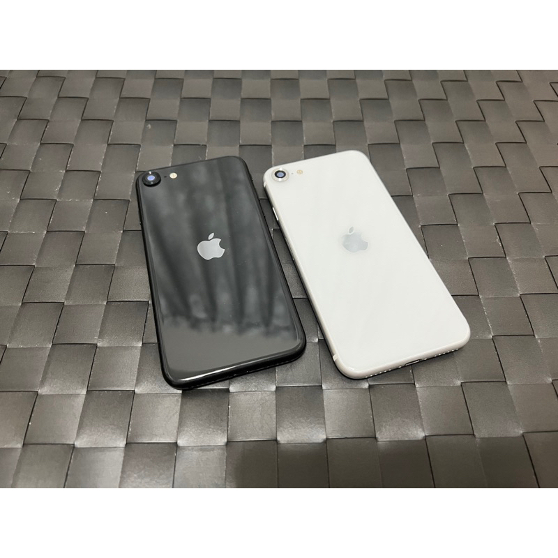 高雄可面交🍎完美無傷 便宜賣 iPhone SE3/SE2  64G/128G/256G