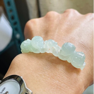 天然A貨緬甸玉 冰膠晴綠手工雕遇貴人翡翠玉墜/手鍊/手牌 色滿清爽 如意雙娃兒 濃厚祝福精工特色件