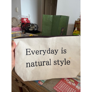 ins風everyday is natural style收納拉鍊包