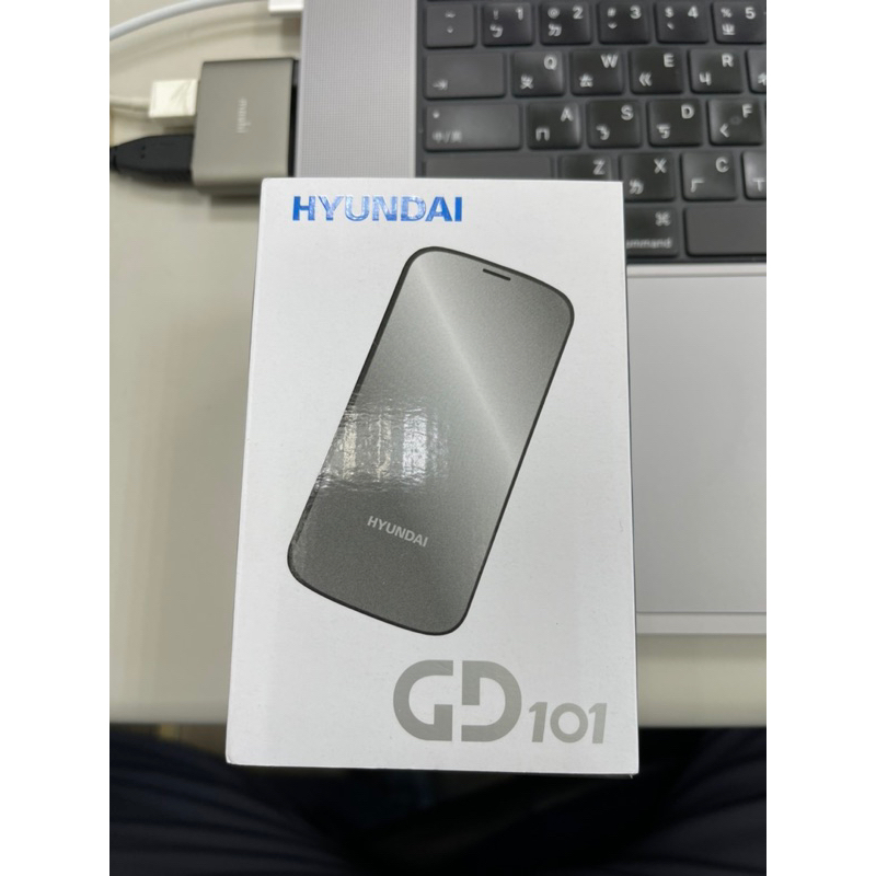 HYUNDAI GD101 4G 摺疊手機/ 孝親機/ 老人機
