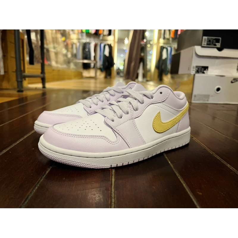 【EST】WMNS AIR JORDAN 1 LOW DC0774-501