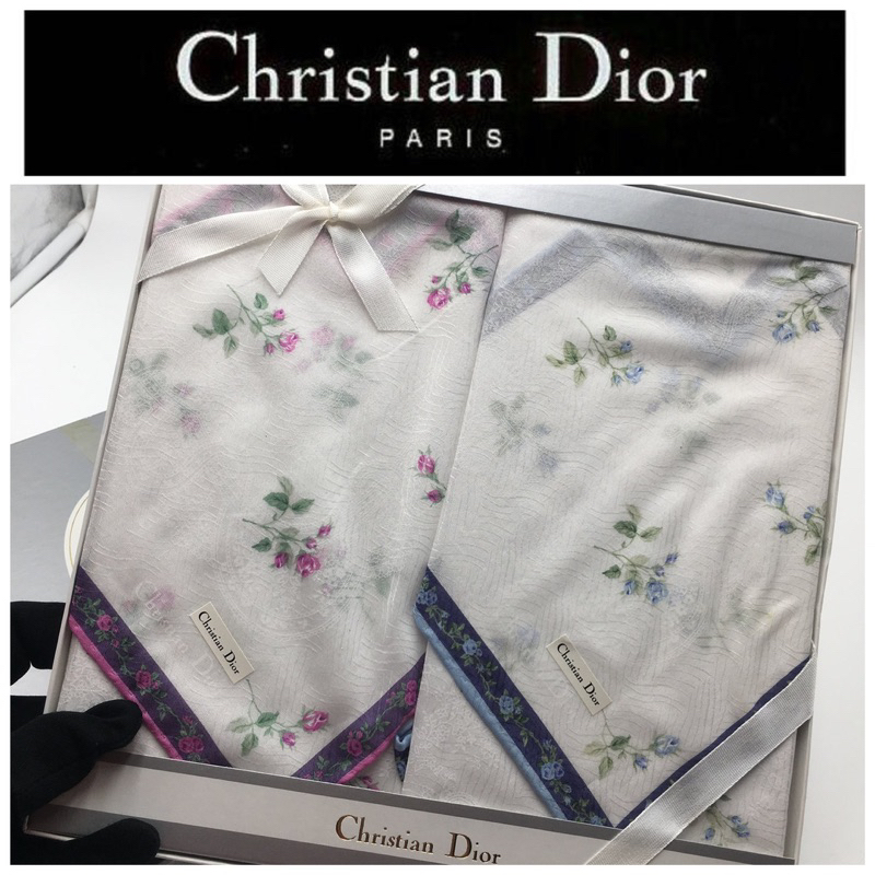 新古真品 ❤️ 狀況不錯 ❤️Christian Dior 盒裝2件組手帕  盒266