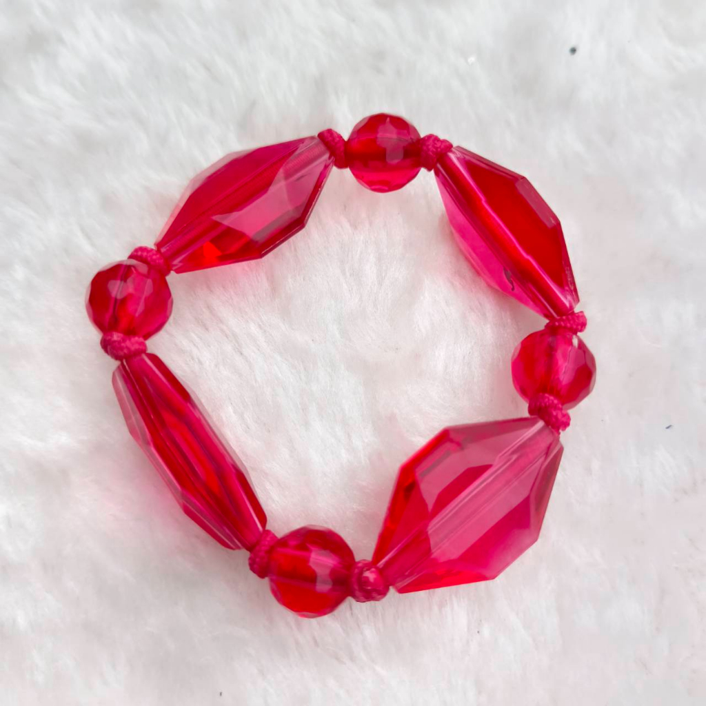 ✨草莓花園✨兒童手環C83-紅寶石造型可愛串珠手鍊，適合當童飾品、生日禮物、寶寶手鍊、藝術照公主、花童配飾，女童