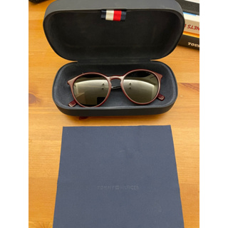 Tommy Hilfiger sunglasses 巴黎購入 湯米太陽眼鏡 墨鏡 深紫酒紅