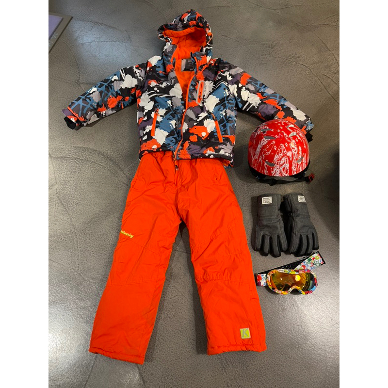 二手  滑雪保暖安全帽 （未賣出）和 兒童滑雪服 套裝（已賣出）防水保暖 中大童（122cm~129cm)