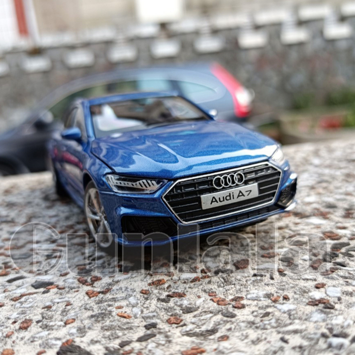 Audi A7 Sportback 1:32金屬模型車 奧迪 1/32 TFSI quattro 轉向避震模型車 RS7