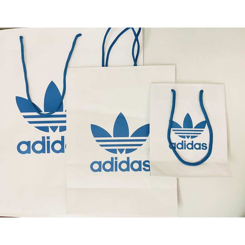 Adidas original三葉草紙袋 #聖誕禮物 #禮物包裝