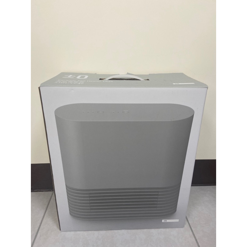 ±0 正負零 全新 便宜賣XHH-Y030 Y030 電暖器 電暖爐 暖爐 陶瓷式 白 傾倒自斷電 輕薄輕巧 暖器