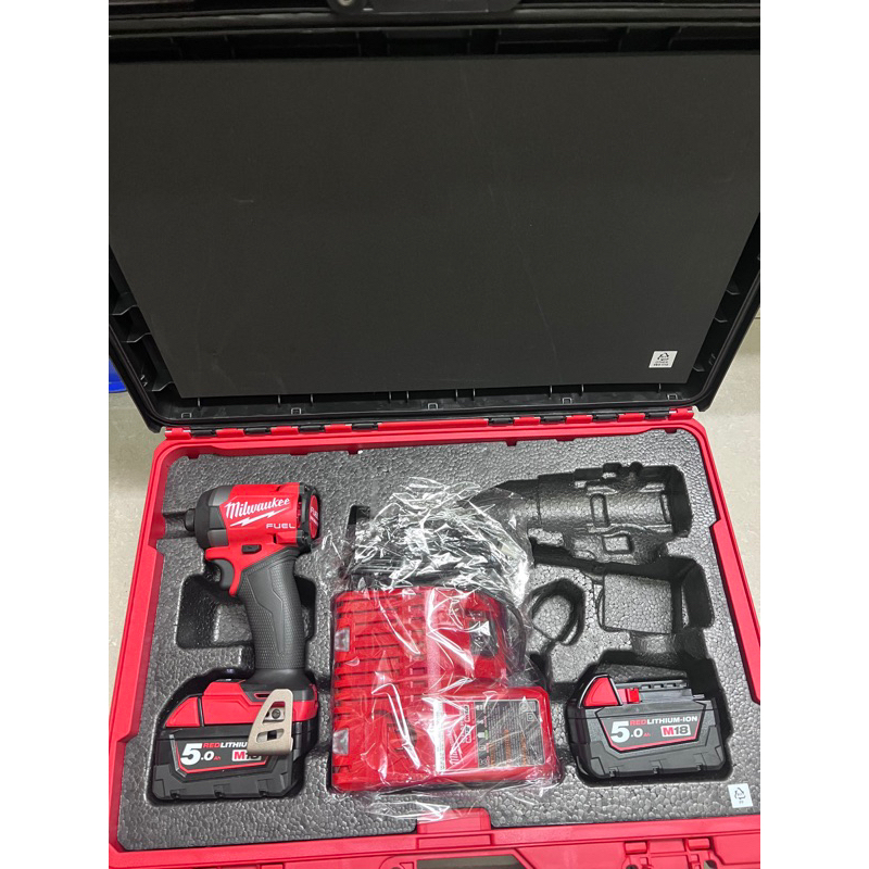 全新 外匯Milwaukee 2953 新款無刷起子機 米沃奇 2953  新款起子機 －套價格 18V 短溝的