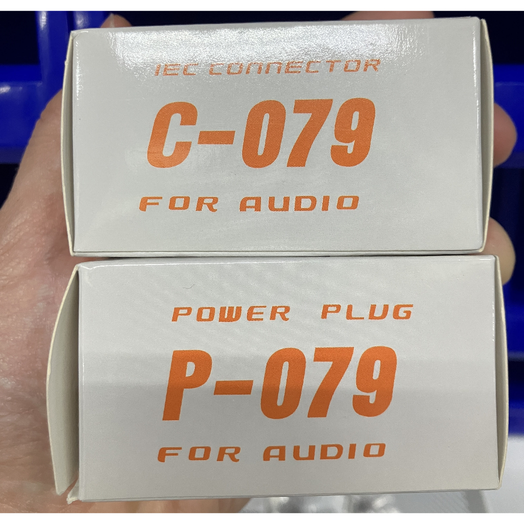 OYAIDE P-079/C-079插頭 發燒音響電源接頭