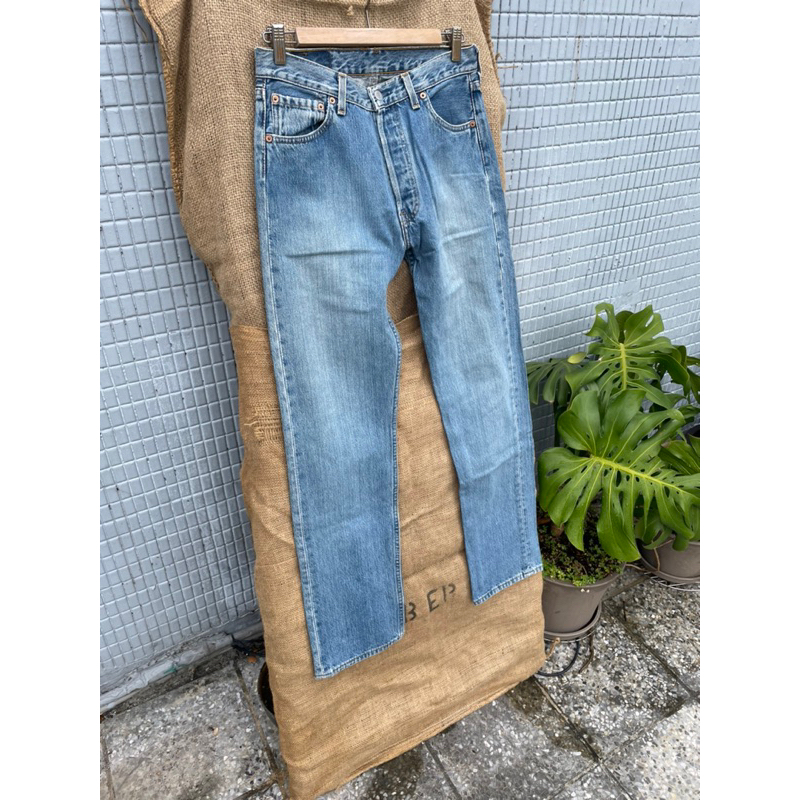 W30 高腰 美國製 501 牛仔褲 1997年製 二手 Levi's 男孩褲 Levis 二手牛仔褲 淺色系 經典款式