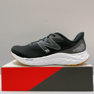 New Balance Fresh Foam v4 男生 黑色 舒適 透氣 2E寬楦 運動 慢跑鞋 MARISEK4