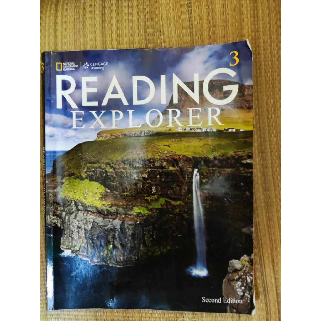 大學英文課本 READING EXPLORER 3 五成新 前面幾頁有部分劃記