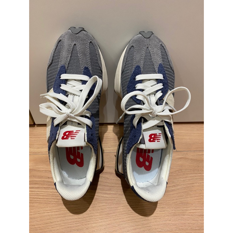 Newbalance 327/ IU着用款 ♥️話題色藍灰色24號 女鞋（9.5成新😀）落地未超過三次！！