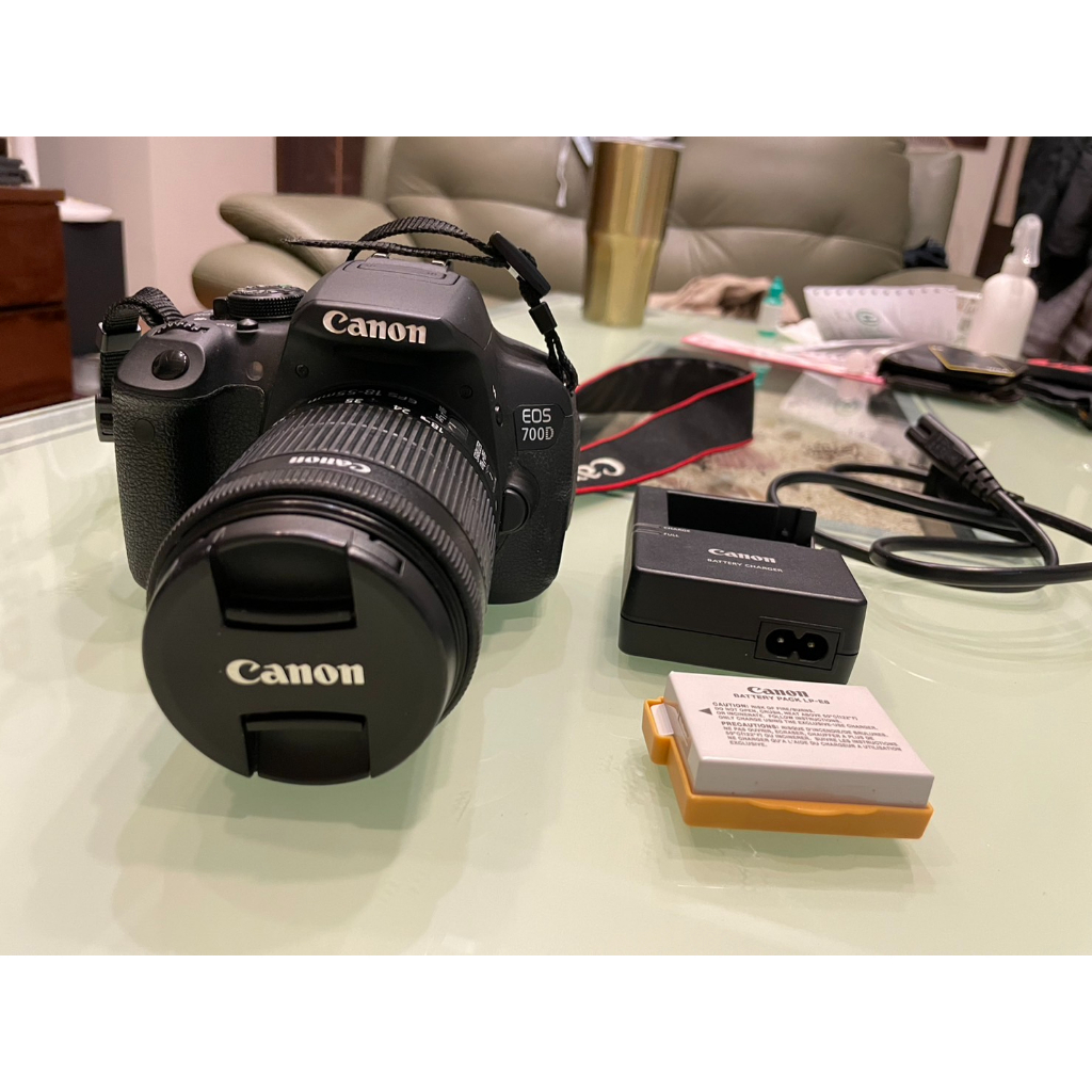 【二手 Canon 700D + 18-55m鏡頭】〔下單前請先聊聊詢問!感謝〕