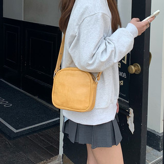 【TINY太妮絲N147】現貨 韓系 吐司包 方塊 簡約 肩背包 小方包 側背包 復古 可愛 INS 小