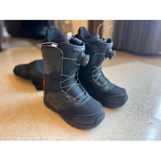 Burton women‘s mint BOA snowboard boots / 22.5