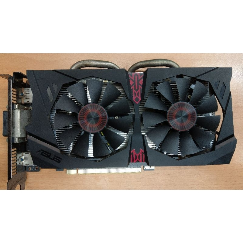 華碩ASUS STRIX-GTX950-DC2OC-2GD5-GAMING 二手良品/需插6PIN電源